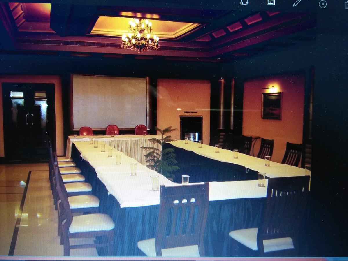 Veena Regency Hotel Chās Eksteriør billede
