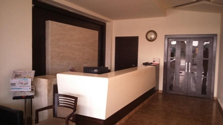 Veena Regency Hotel Chās Eksteriør billede